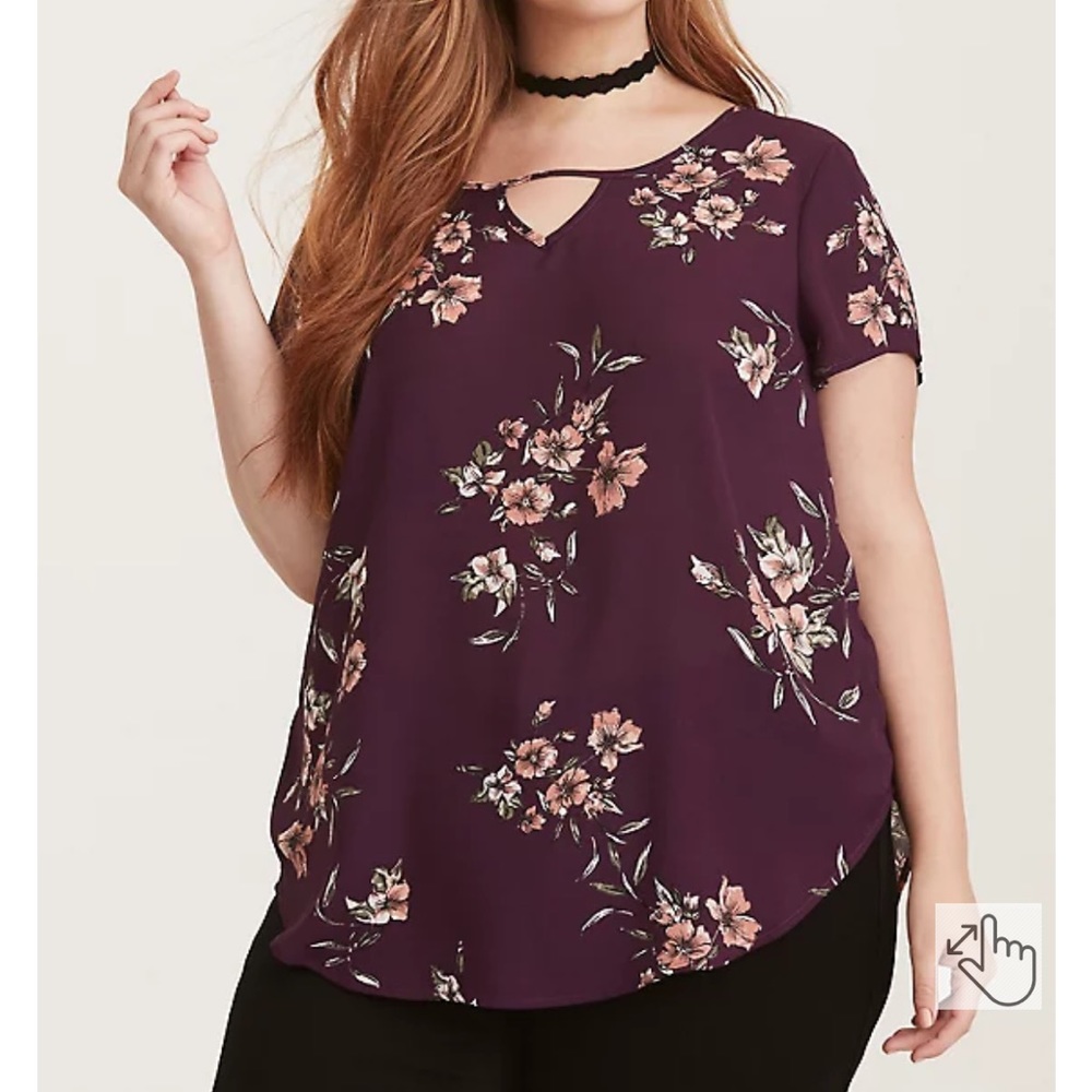Torrid Georgette Keyhole Floral Blouse in Purple Fallover Floral